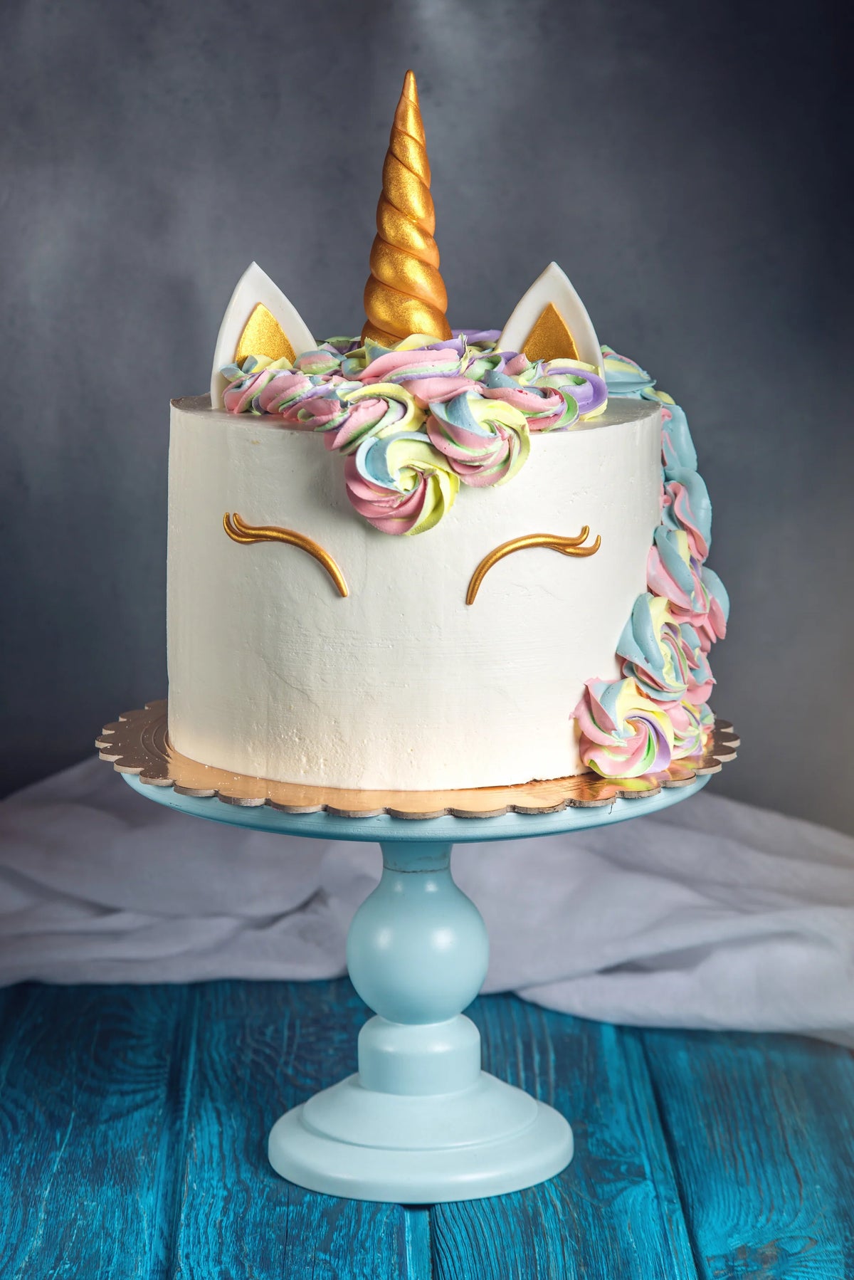 Confetti & Unicorn Cake